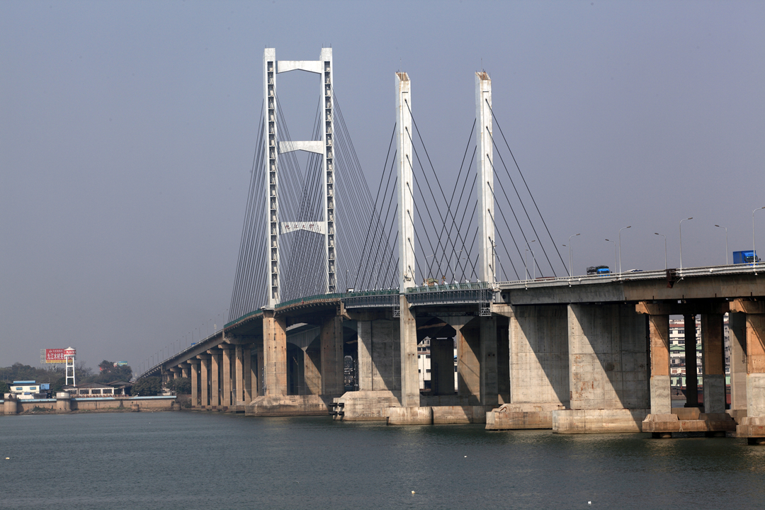 �㶫�Ž�����